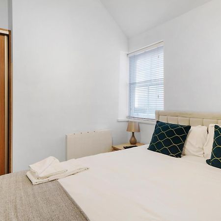Apt 4, Soho Apartments 2Nd Floor By Indigo Flats 런던 외부 사진