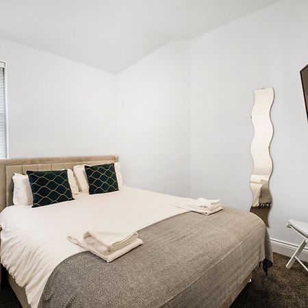 Apt 4, Soho Apartments 2Nd Floor By Indigo Flats 런던 외부 사진