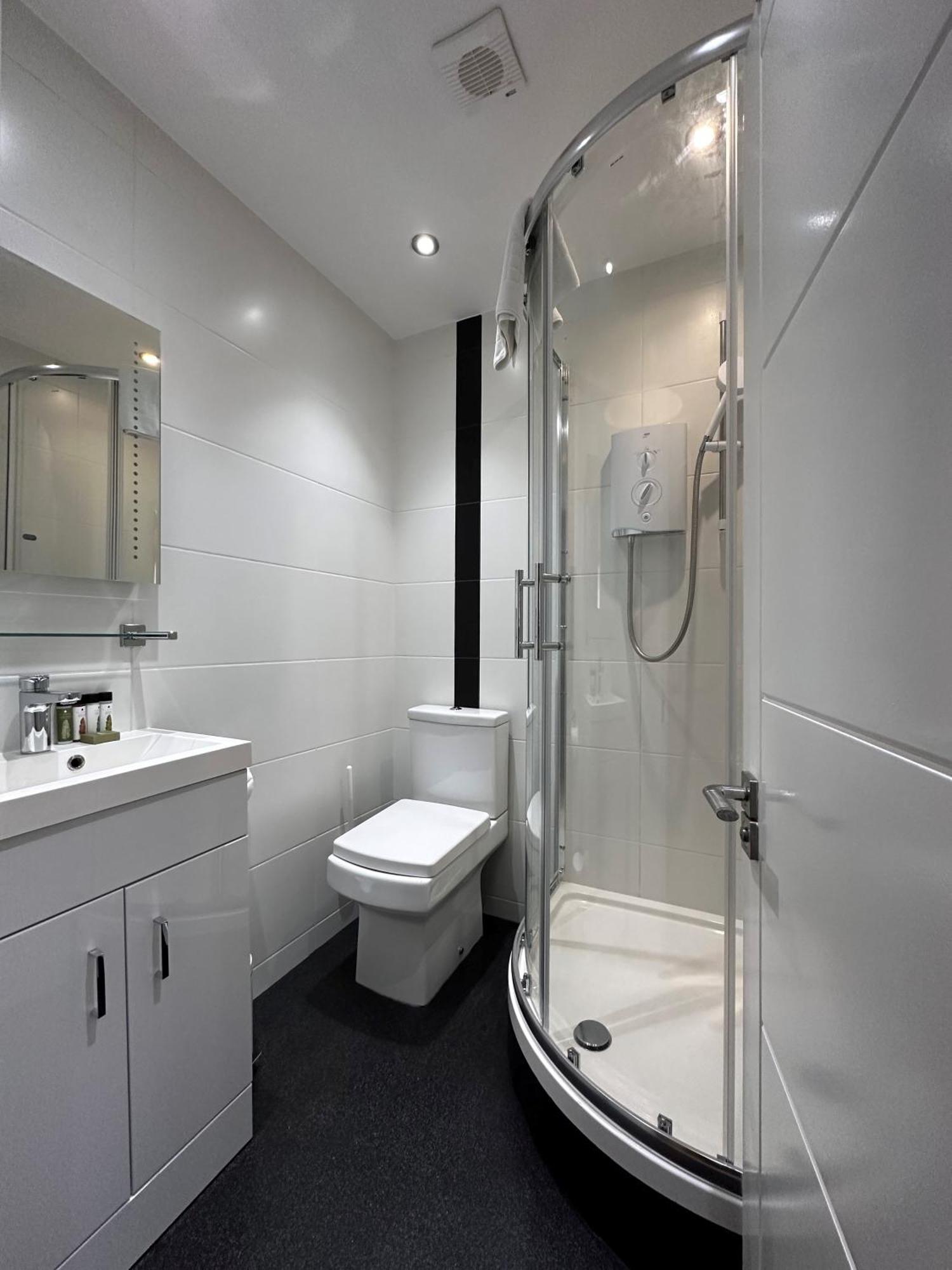 Apt 4, Soho Apartments 2Nd Floor By Indigo Flats 런던 외부 사진